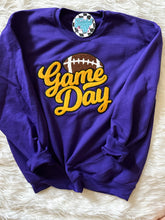 Load image into Gallery viewer, Purple sweatshirt with yellow gold patch
