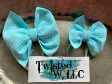 Load image into Gallery viewer, Elsa • Aqua • Spring
