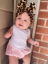 Load image into Gallery viewer, Wild thing • Leopard Print
