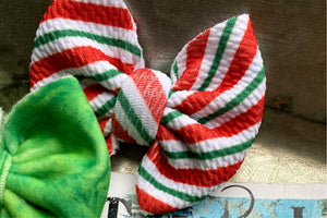 Christmas Candy Stripe Bows